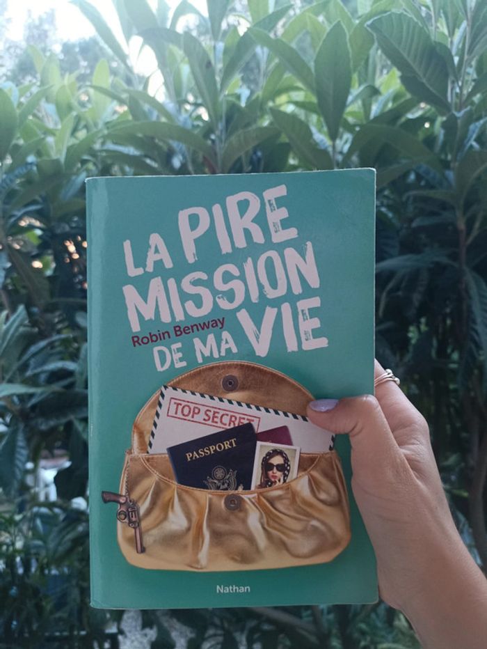 Lot de 2 livres La pire mission de ma vie de Robin Benway. - photo numéro 4