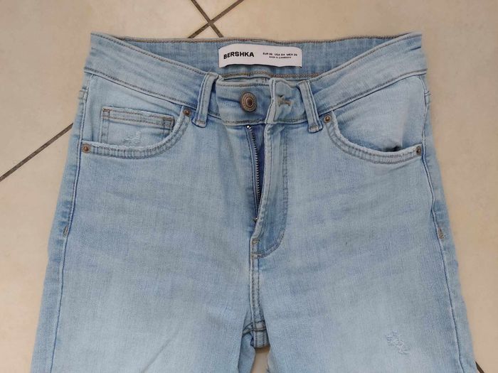 Jean Bershka bleu - photo numéro 3
