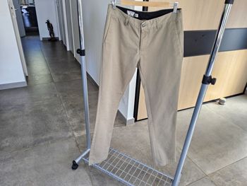 Pantalon taille 40 volcom