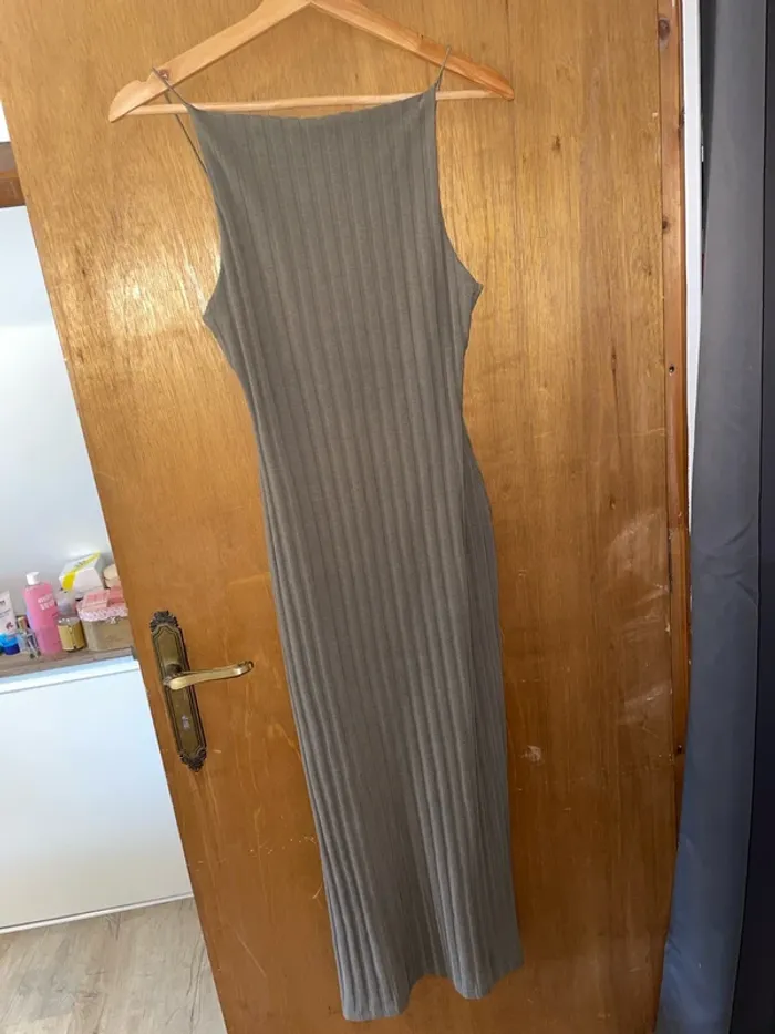 Robe moulante côtelé kaki
