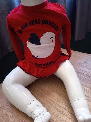 Haut manches longues rouge