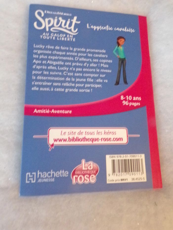 Livre Spirit L'apprentie cavalière La bibliothèque rose - photo numéro 2