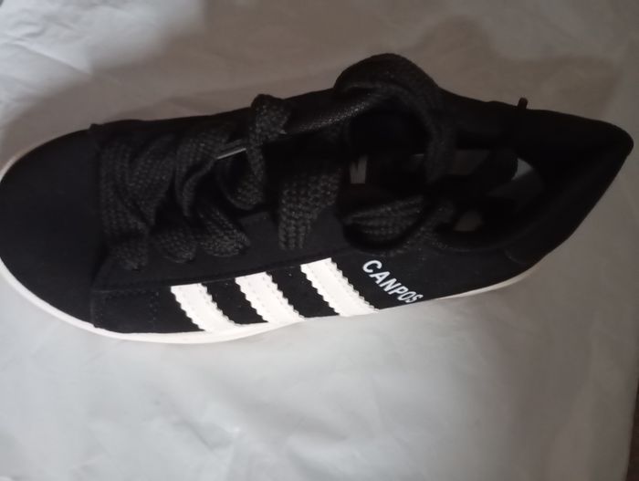 Vente des chaussures - photo numéro 2