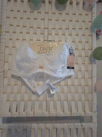 Joli soutien-gorge blanc dentelle Brigitte Bardot  femme 95D