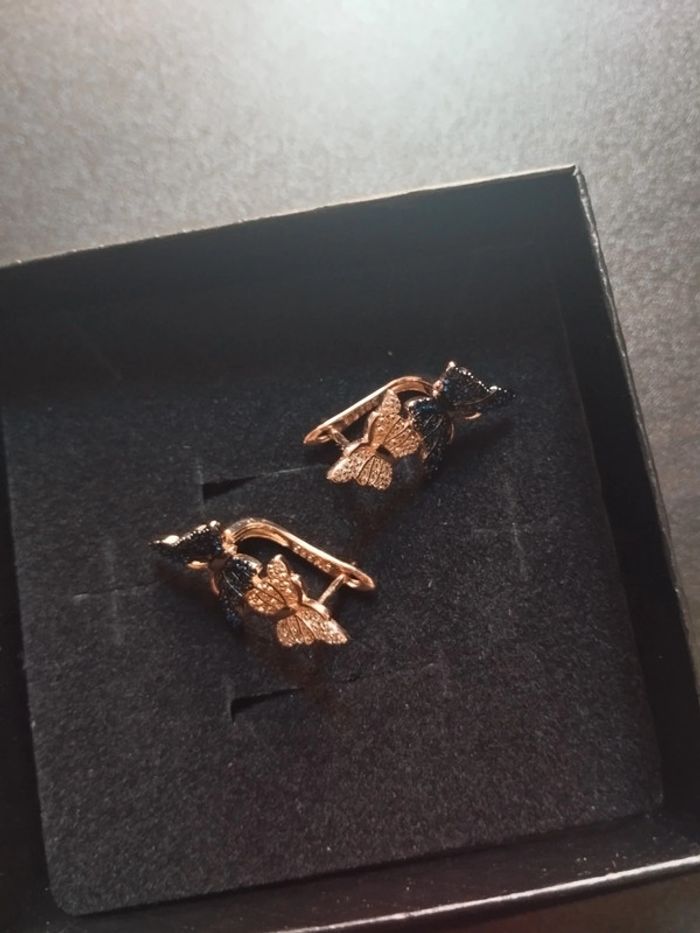 Boucles d'oreilles papillon avec coffret - photo numéro 4