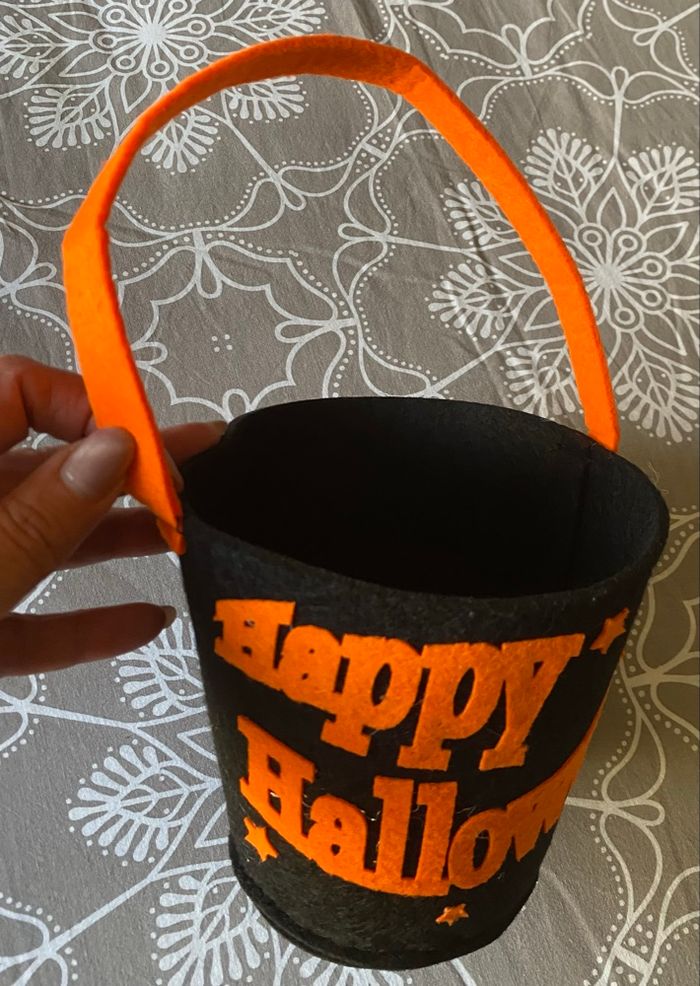 Seau Halloween 🎃 feutrine - photo numéro 3