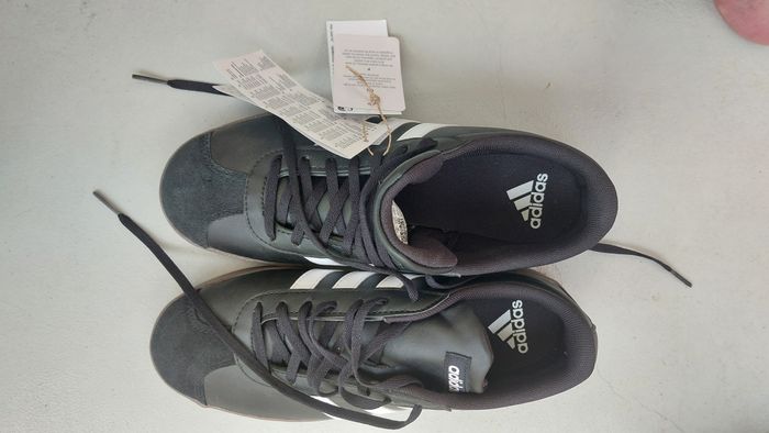Baskets Adidas Noires NEUVES - photo numéro 5