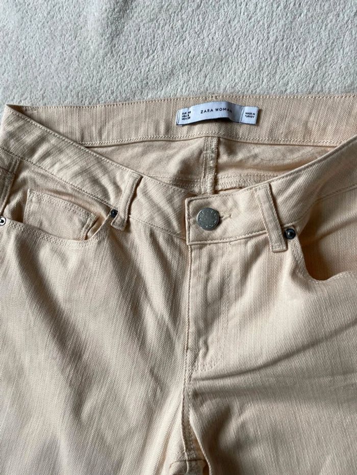 Jean droit taille basse Zara. - photo numéro 3