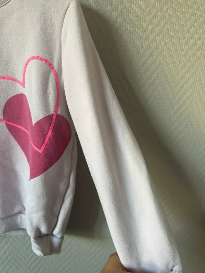 Pull Sweat cœur 8 ans - photo numéro 6