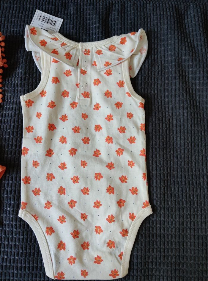 Ensemble bébé fille 6 mois - photo numéro 3