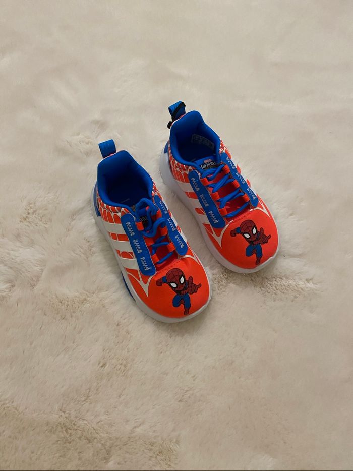 Basket adidas X Marvel - photo numéro 3