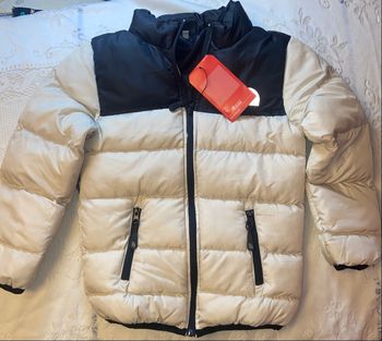 Doudoune garçon 7 ans neuf étiquette écru noir