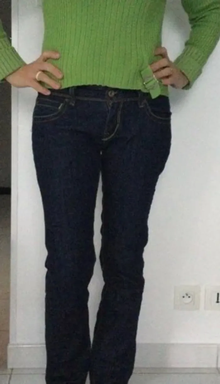 Jeans Levi’s 571 slim fit T34-36 - photo numéro 3
