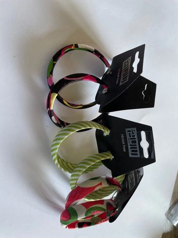 Lot de 3 paires de créoles neuves