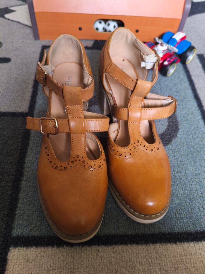 Chaussures femme camel – Super Mode – taille 36