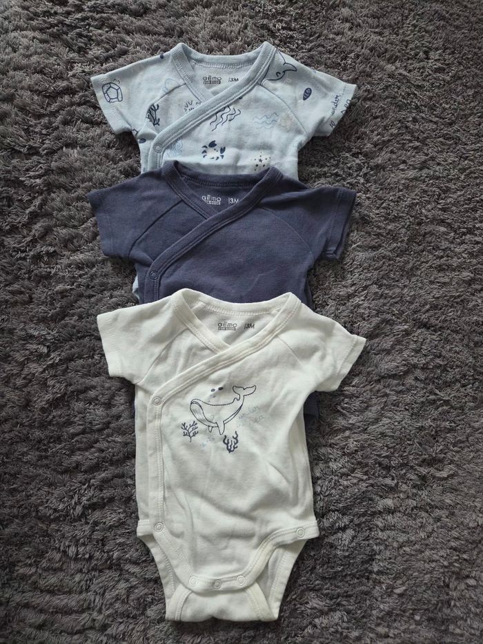 Lot de 3 bodies à manches courtes