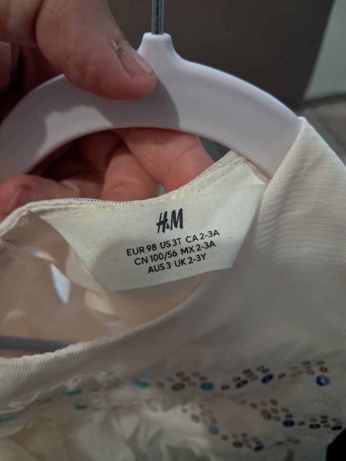 Robe H&M 2/3 ans - photo numéro 4