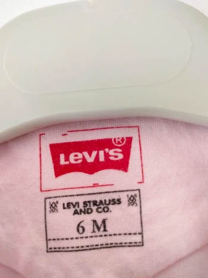 (e) T-shirt Levis 6mois - photo numéro 4