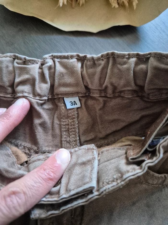Beau pantalon style chino 3 ans - photo numéro 3