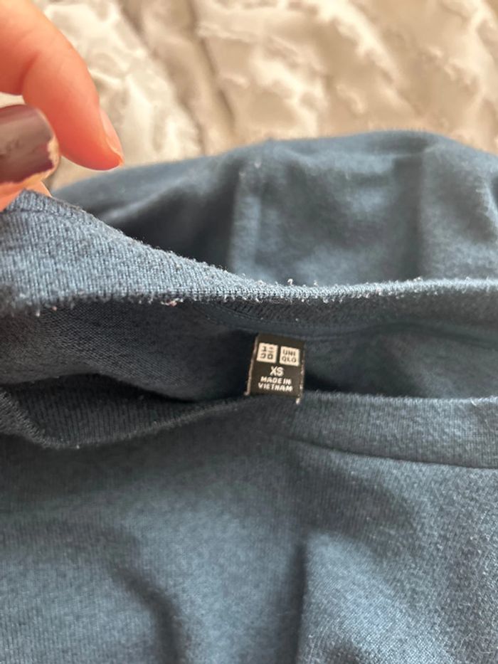 Pull fin bleu marine – Uniqlo – Taille XS Minimaliste | Intemporel | Très bon état - photo numéro 4
