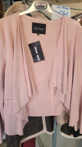 Veste brodé