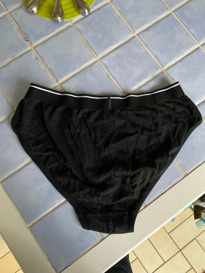 Slip neuf - photo numéro 2
