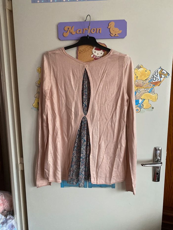 Tee shirt/pull fin rose pâle à manches longues, taille 36, marque Camaïeu. - photo numéro 2