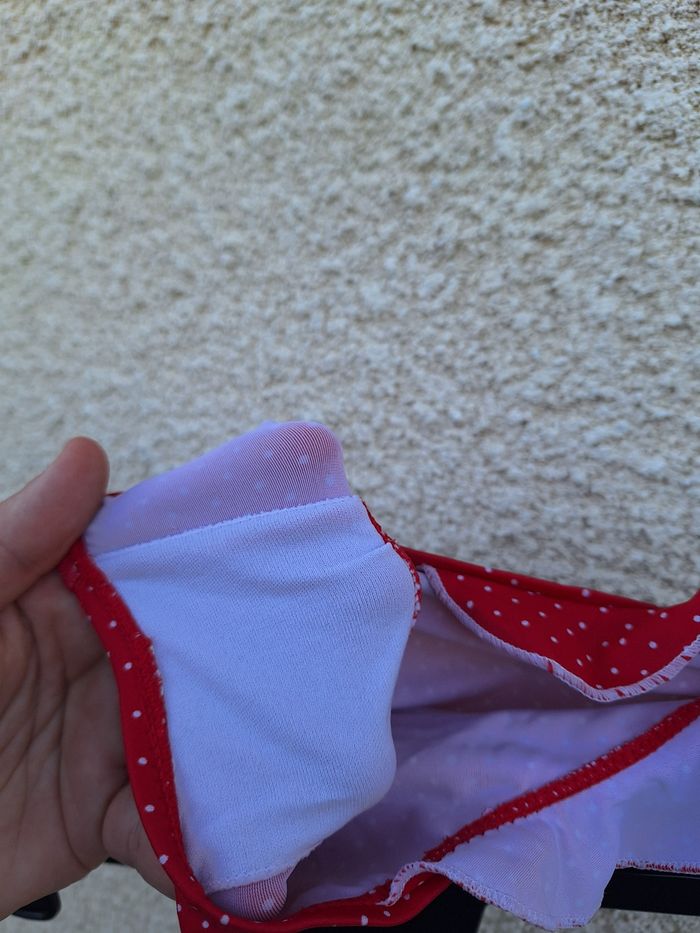 🩱 Maillot de bain 2 pièces Hello Kitty 6 ans - photo numéro 7