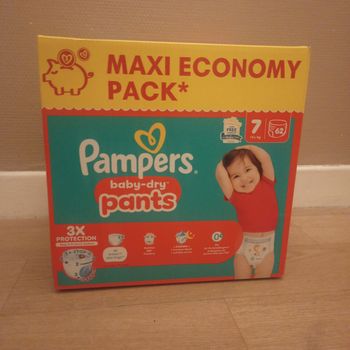 Pampers baby dry Pants taille 7(62 couches)