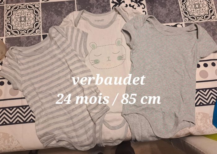 Lot 3 bodies manches courtes verbaudet 24 mois