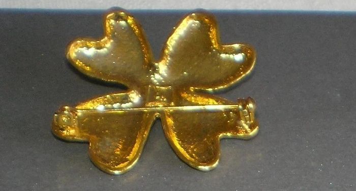 Broche fleur neuve - photo numéro 2