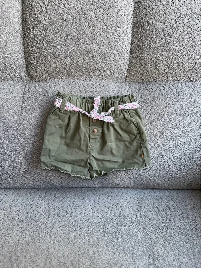 Short kaki avec bas festonné Obaïbi