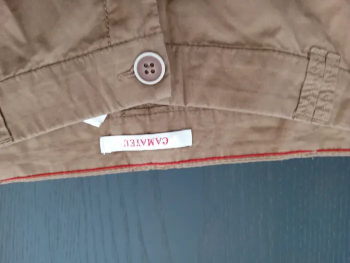 Femme short - photo numéro 3