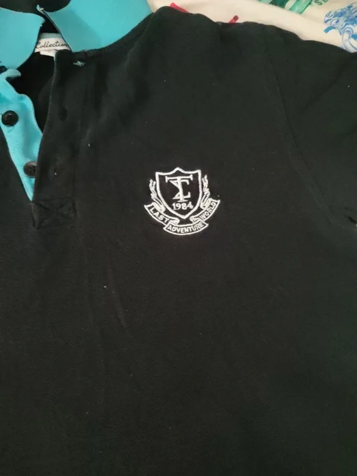 Polo col et manches courtes taille S - photo numéro 3