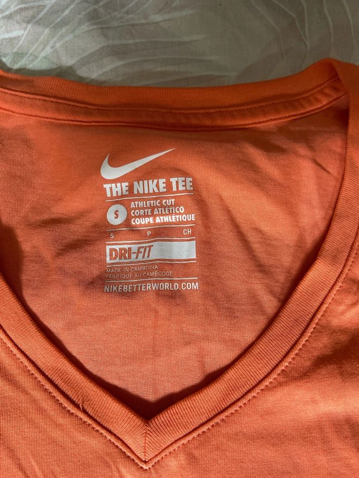 T shirt nike dri fit femme - photo numéro 2