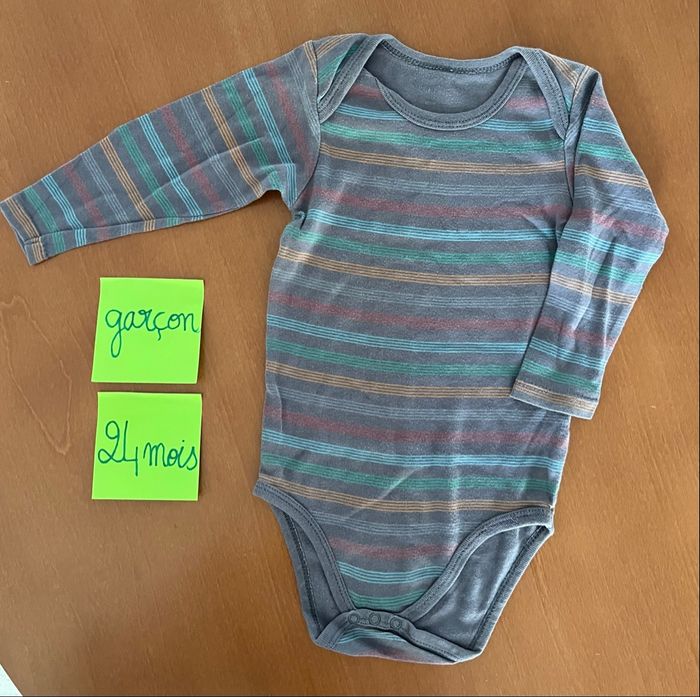 Lot de 2 bodies - photo numéro 2