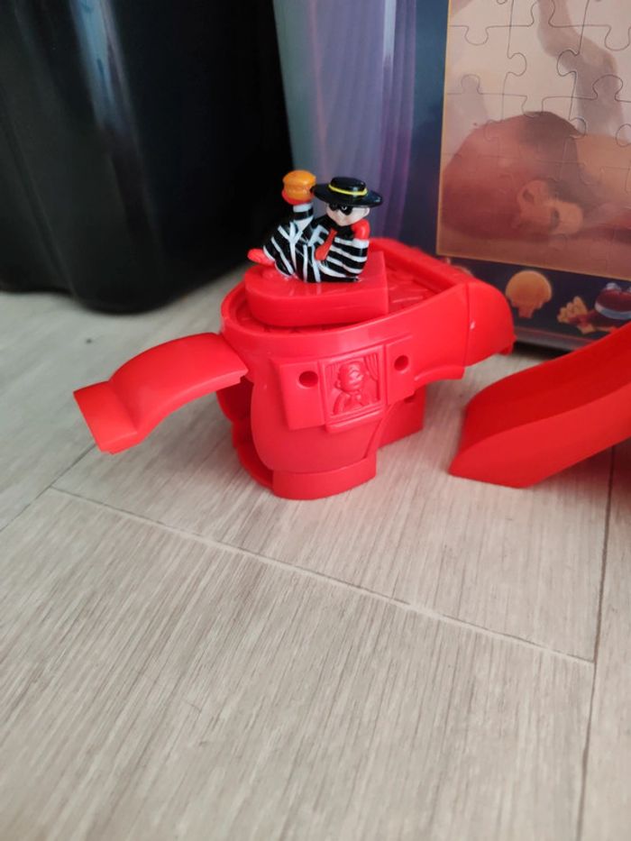 Set Ronald shoe McDonald's - photo numéro 6