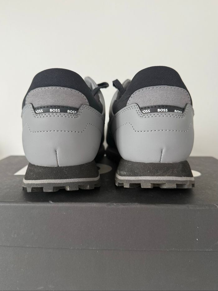 Baskets - Hugo boss - neuves - taille 43 - Gris &  Noir - photo numéro 4