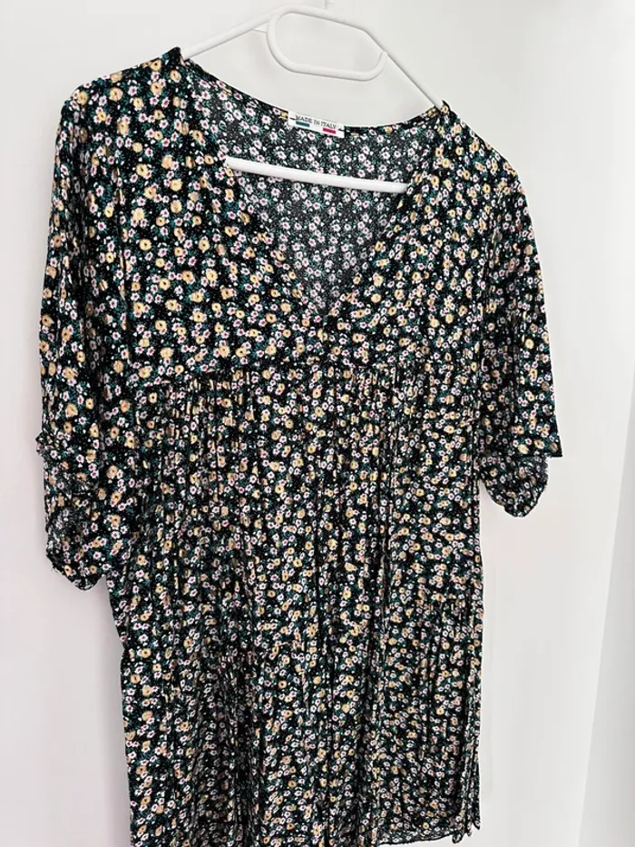 Robe courte fleurie - photo numéro 2