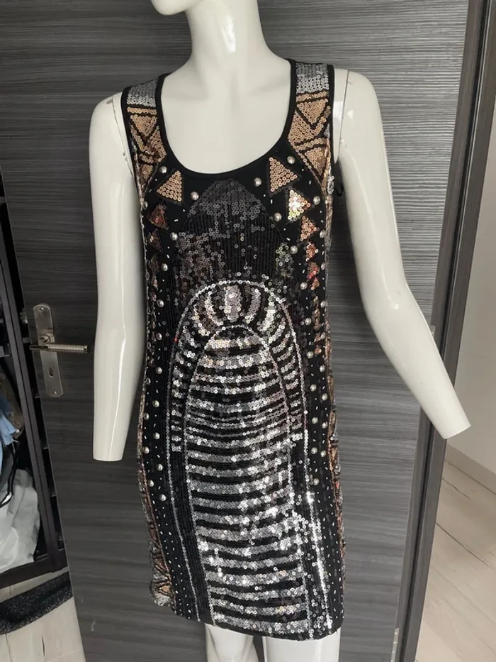 Robe de fête - photo numéro 2