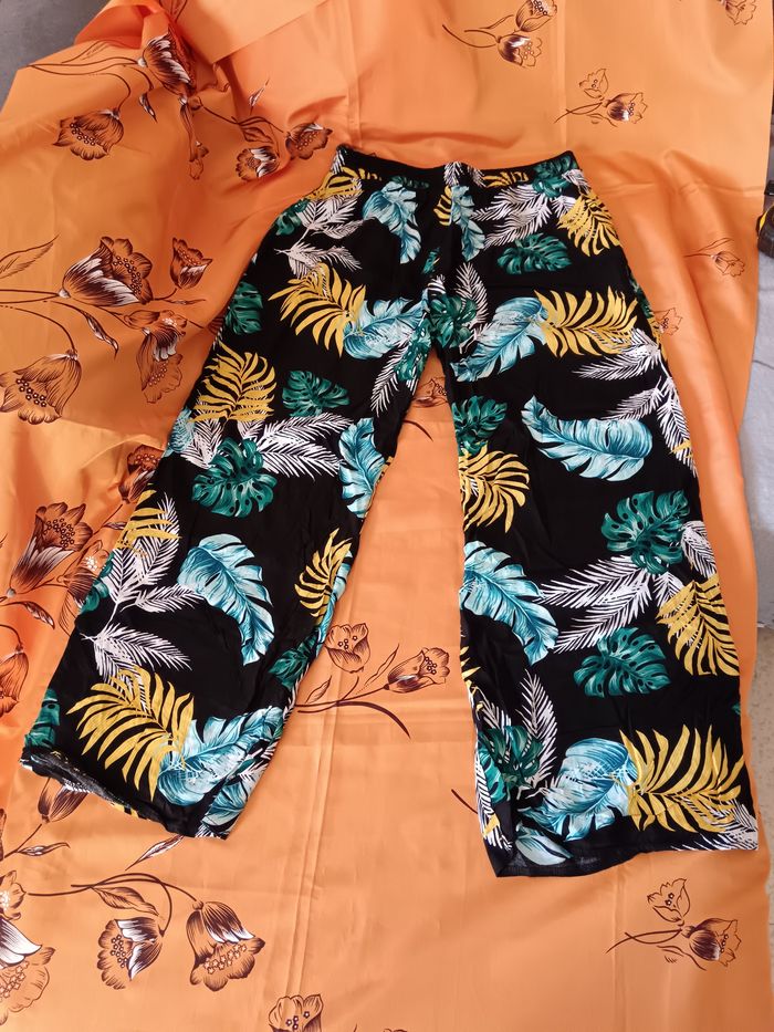 Pantalon fluide florale S/M - photo numéro 6