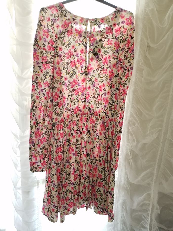 Robe imprimé floral taille 46 neuve - photo numéro 4