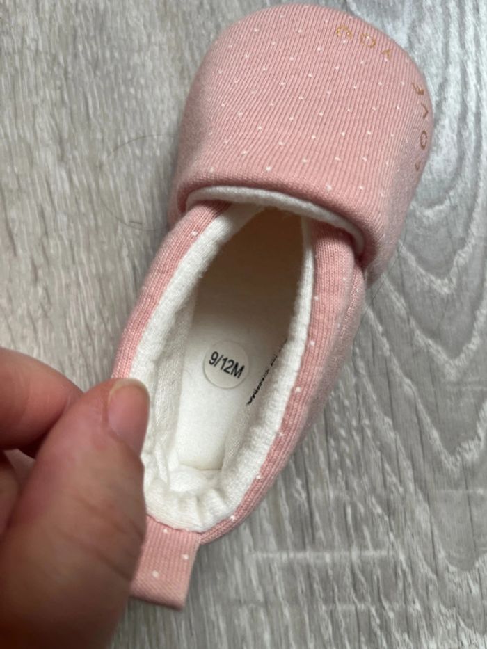 Lot 2 paires chaussons  bébé fille 6-12 mois - photo numéro 6