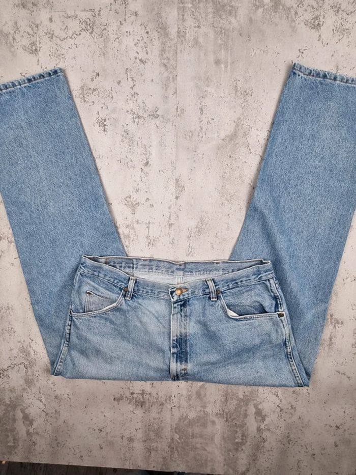 Jeans Wrangler bleu clair – Taille 36x34 Hommes (mesures en photos) - photo numéro 2