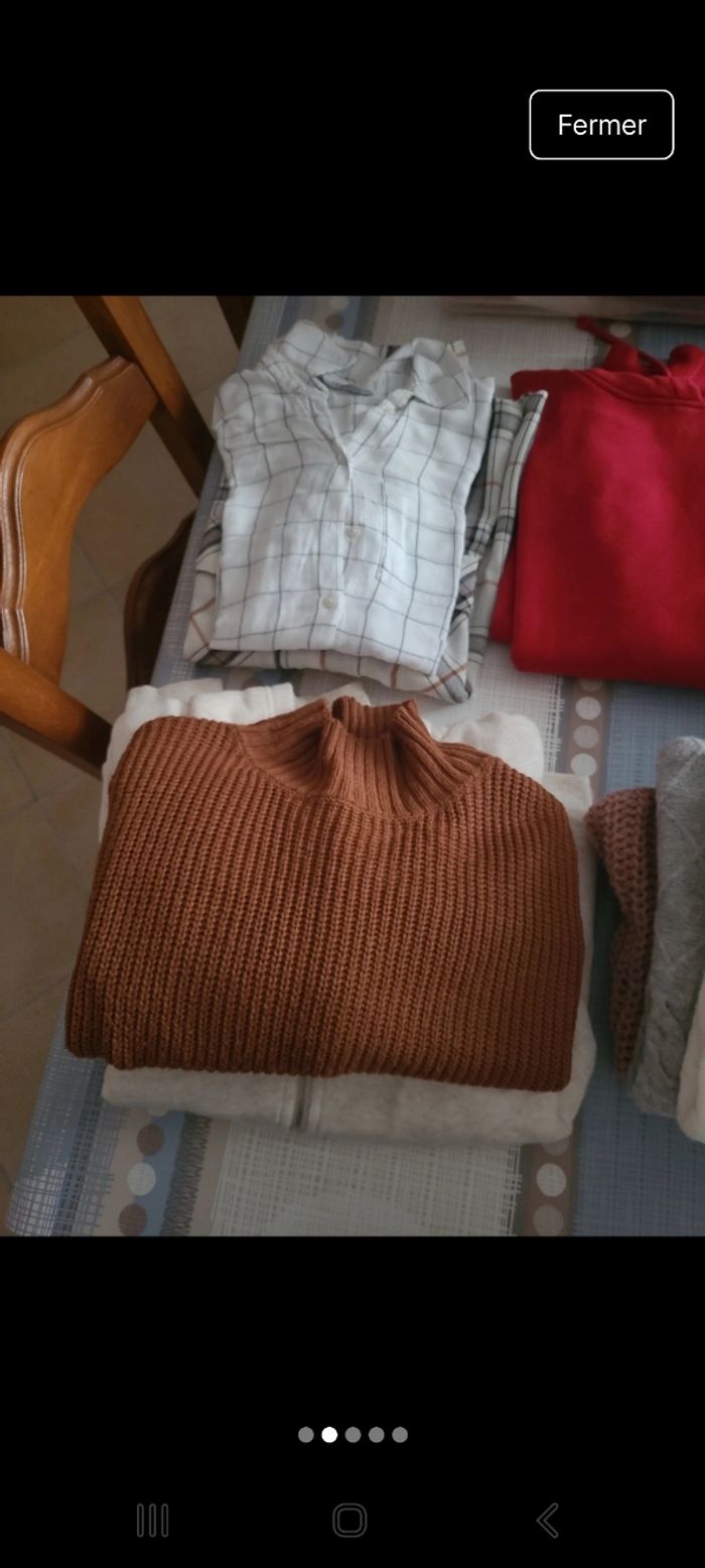 Vends lot pulls chemises plus d info en contacté taille xs et s - photo numéro 4