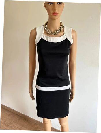 Robe noire et blanche sans manches Ici et Maintenant taille 38 état satisfaisant