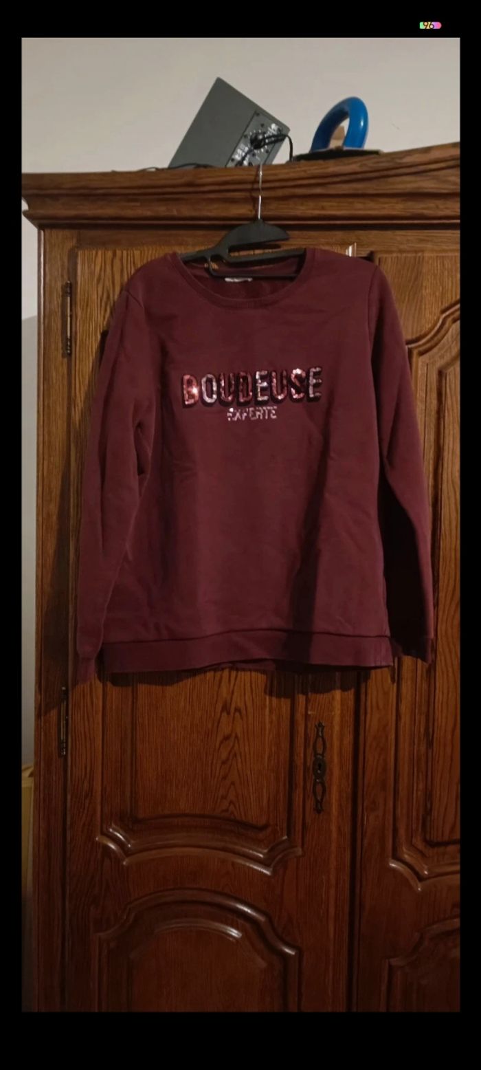 Pull bordeau