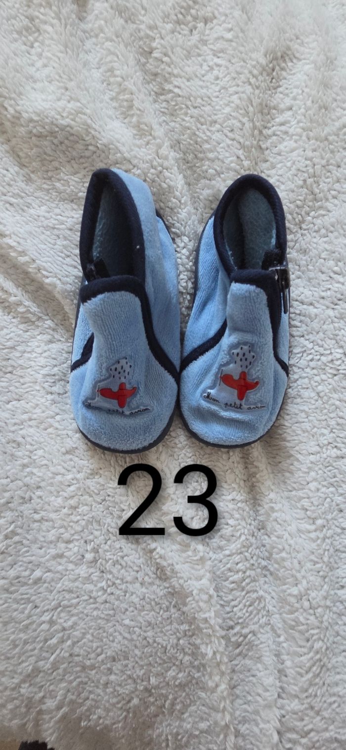Pantoufles 23