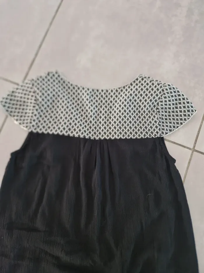 Robe noire chic - photo numéro 6