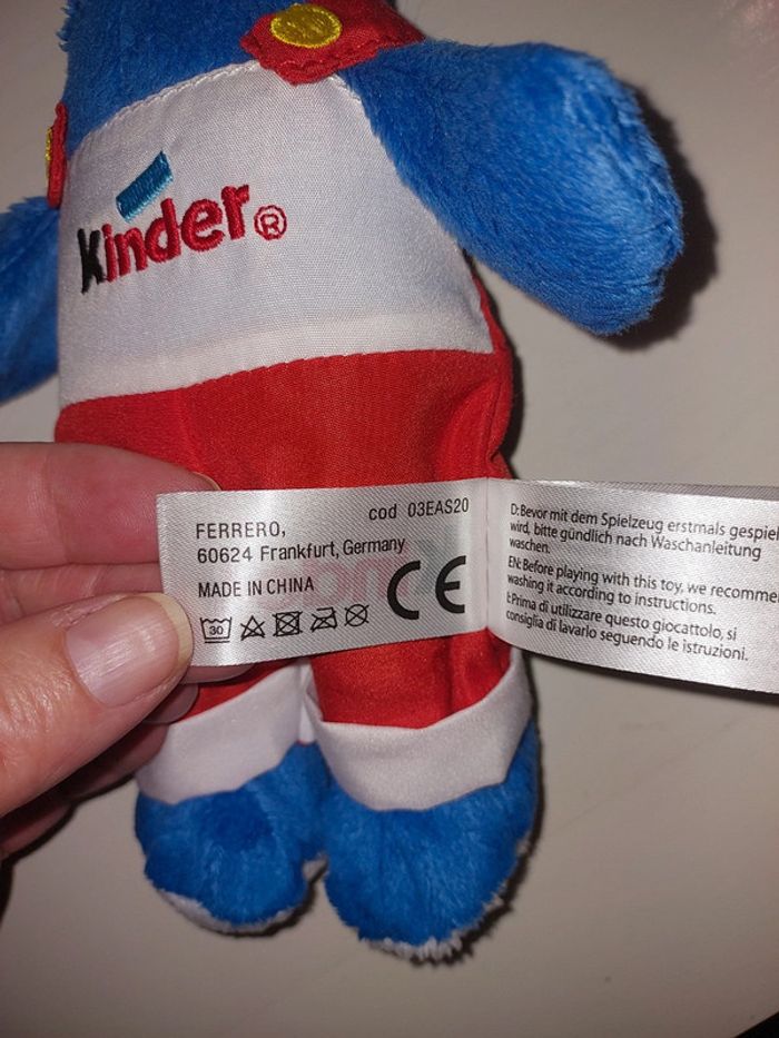Peluche lapin Kinder - photo numéro 4